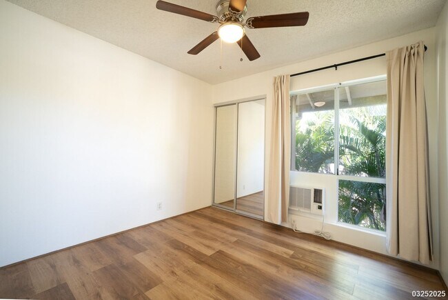 Building Photo - $2,900 / 2 BED / 1.5 BATH / 2 PARKING Condo in Ewa Gentry