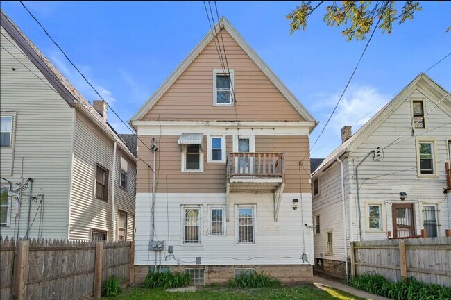 Building Photo - 2169 N 39th St