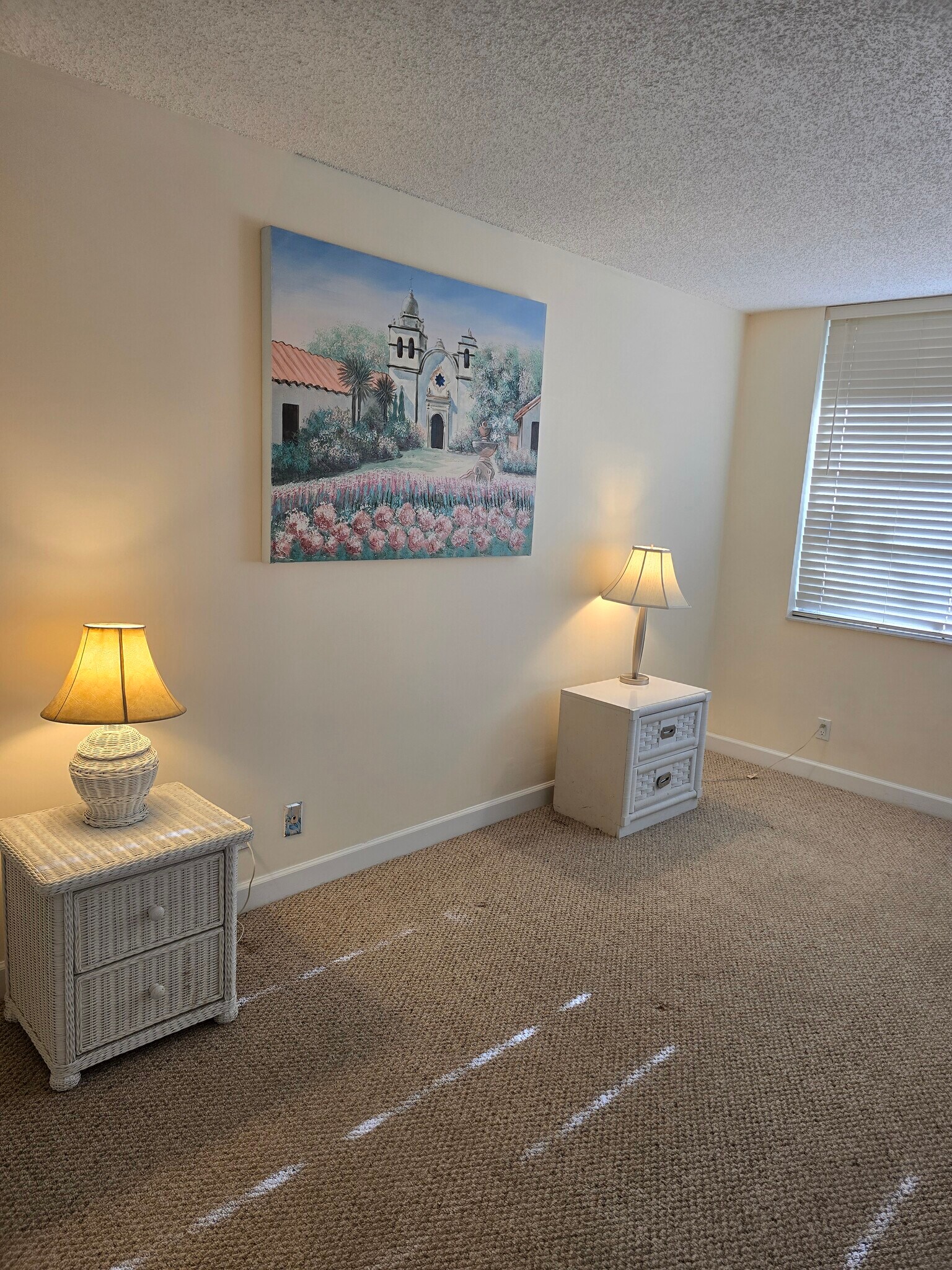 Building Photo - 933 Cypress Grove Dr