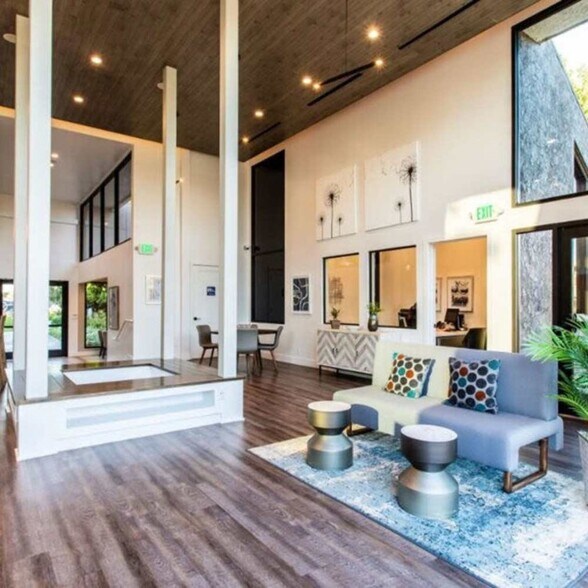 lobby - 12436 Del Amo Blvd