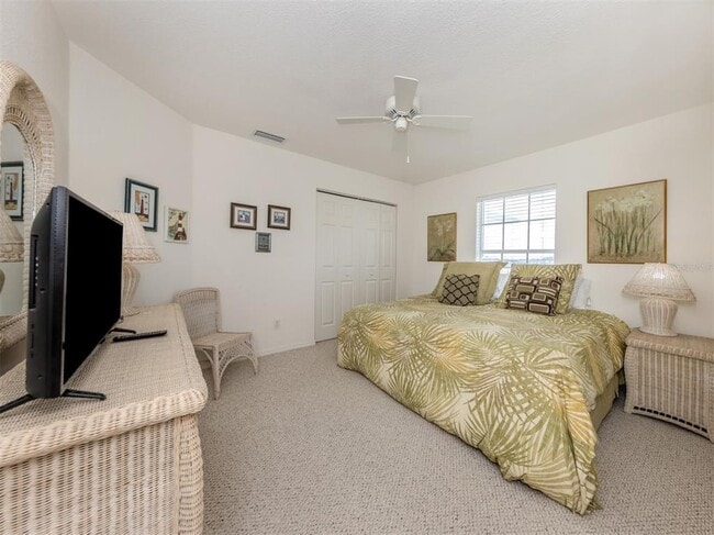 Building Photo - 5800 Sabal Trace Dr