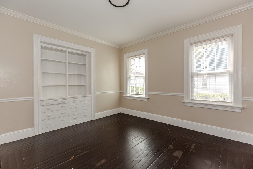 Building Photo - 173 Oakland Ave