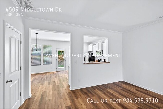 Building Photo - 4509 Middletown Dr