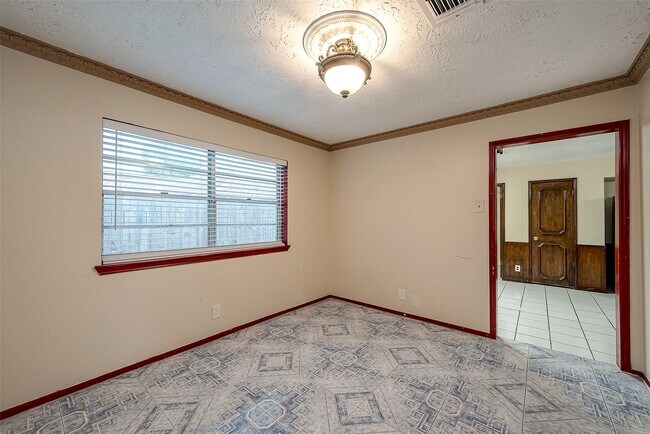 Building Photo - 9318 Benning Dr