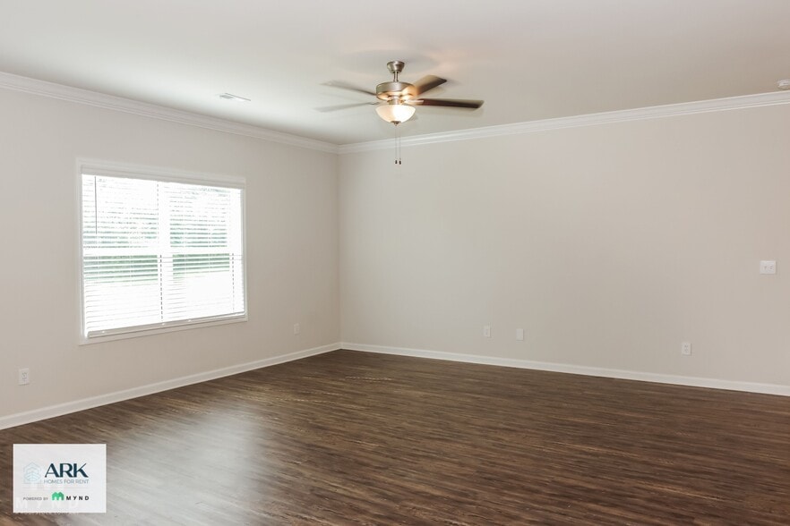 Building Photo - 12847 Tallulah Dr