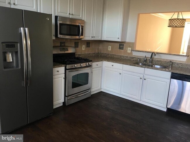 Building Photo - 2253 Journet Dr