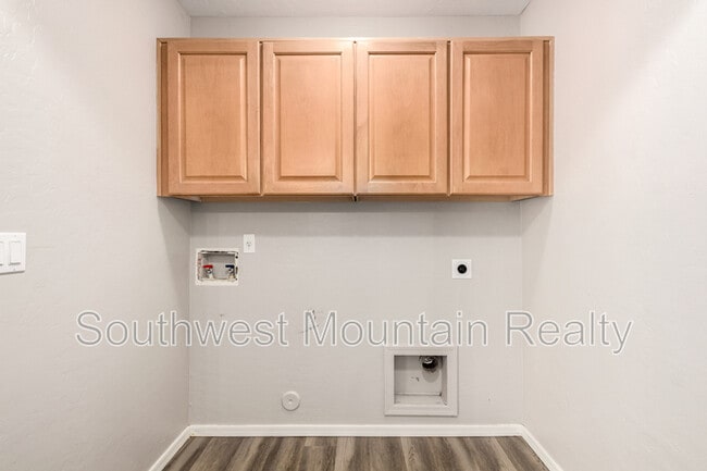 Building Photo - 28406 N Epidote Dr