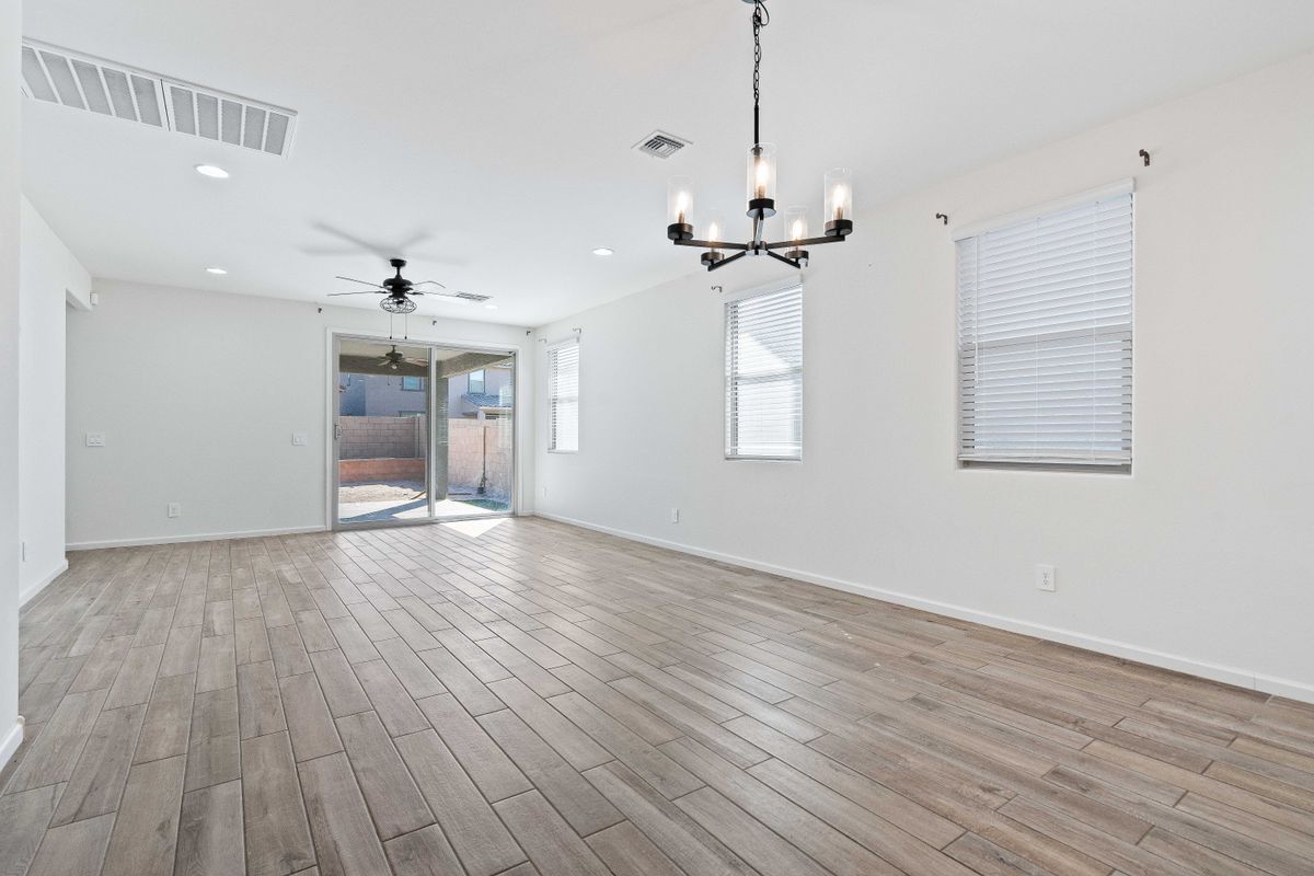 Building Photo - 12486 N Reeves Pl