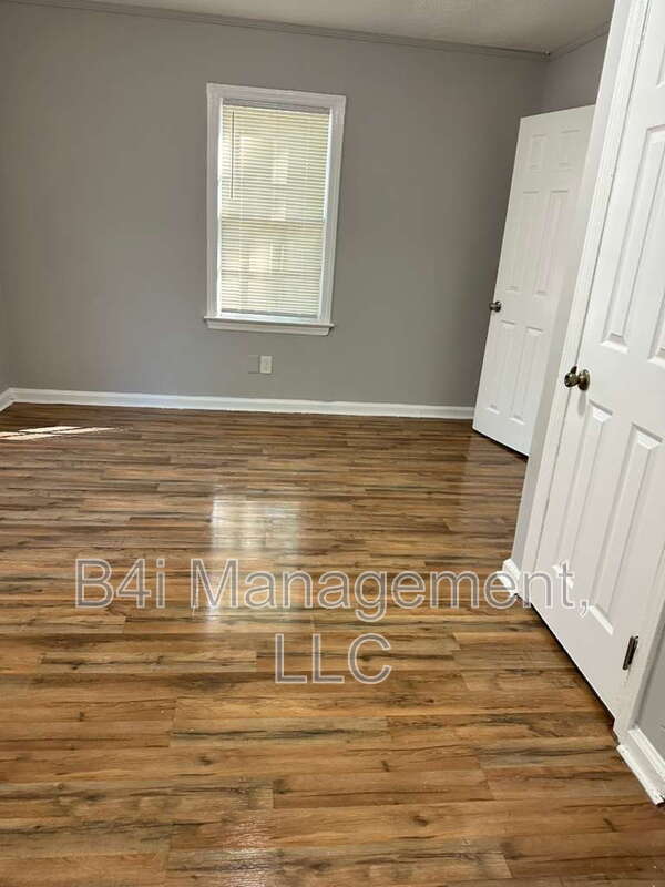 Building Photo - 1240 Rocky Creek Rd