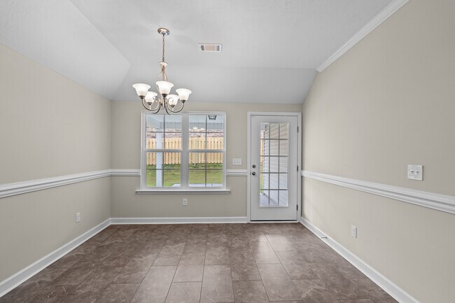 Building Photo - 3013 Brems Dr