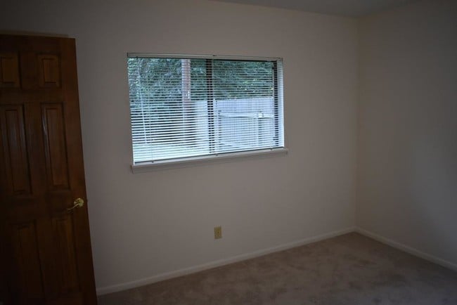 Building Photo - 4006 Sweet Gum Trail