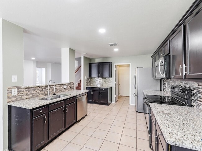 Building Photo - 13262 Cleburne Dr