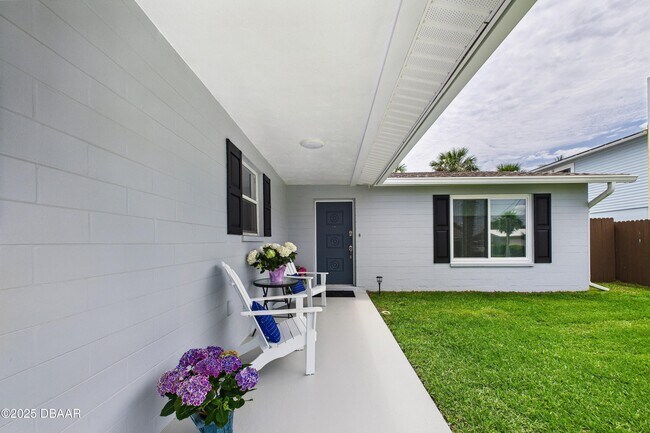 Building Photo - 4035 Oriole Ave