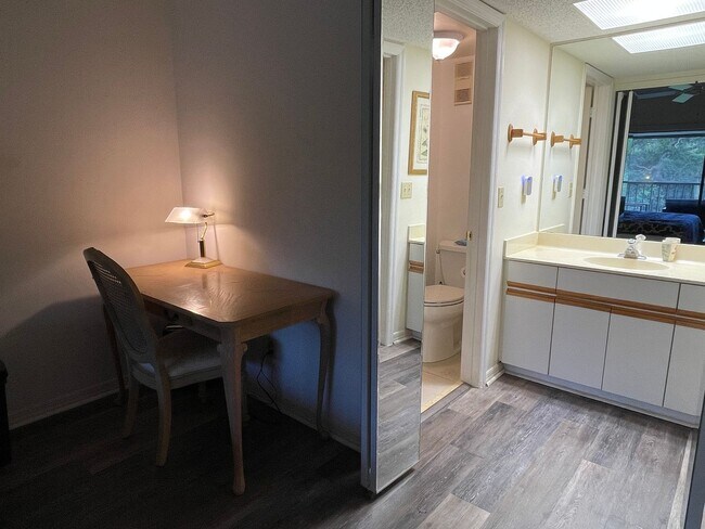Building Photo - 2 BR Condo w/ Community Pool-  Monthly Rental available JAN 2026 - MAR 31, 2026