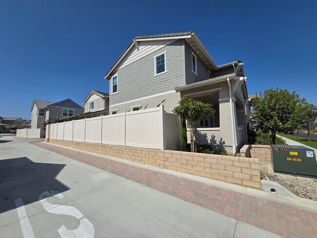 Building Photo - 10833 Bridgeport Rd