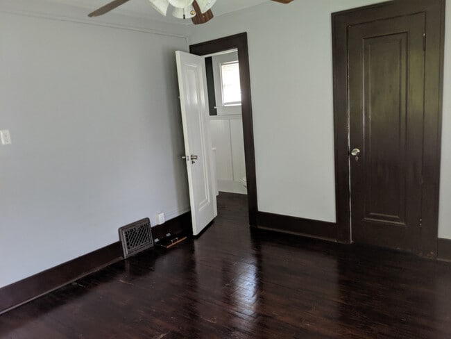 Building Photo - 1612 S Olive