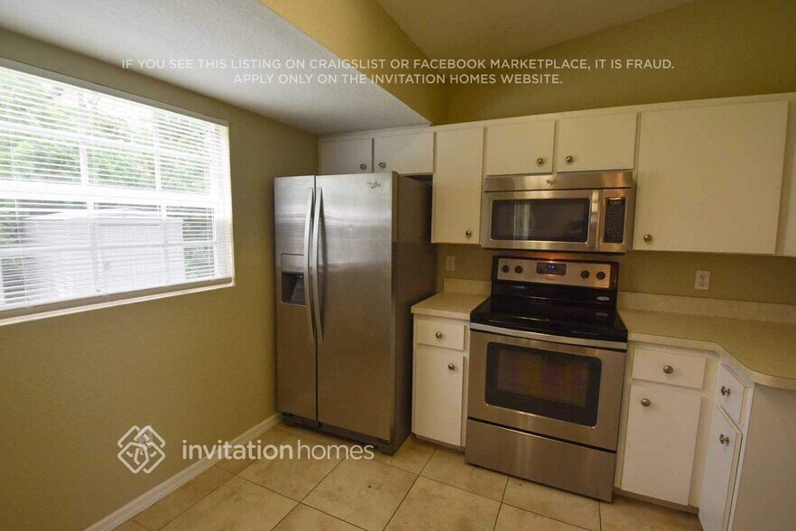Building Photo - 2845 Dongola St