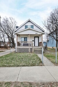 Building Photo - 1599 Mooberry St