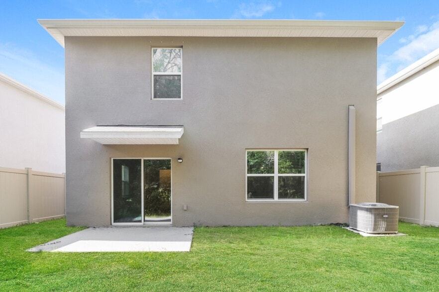 Building Photo - 7561 Cypress Walk Dr