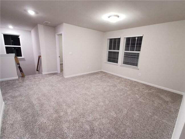 Building Photo - 6025 White Sycamore Pl