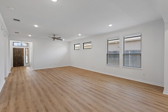 Building Photo - 7310 Caladium Dr