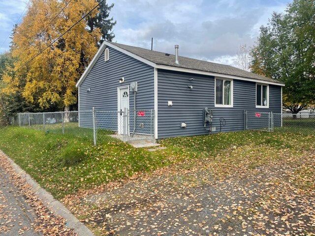 Building Photo - 4502 Klondike Court