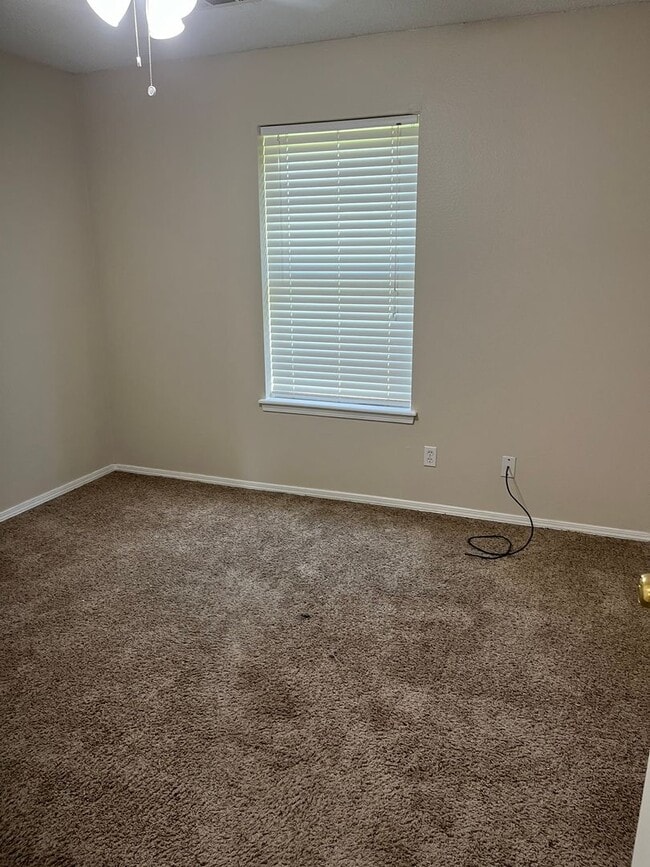 Building Photo - 41 Grand Brook Dr