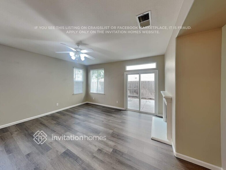 Building Photo - 1010 Liberty Dr