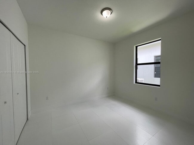 Building Photo - 19447 SW 124th Ct