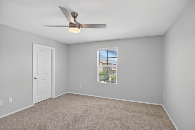 Building Photo - 6680 E Via Jardin Verde