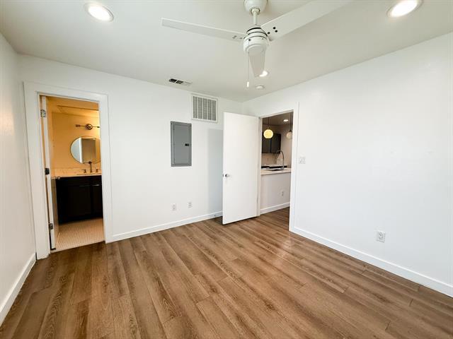 Building Photo - 4526 Munger Ave