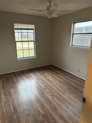 Building Photo - 409 Skyline Cir