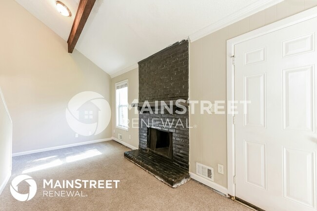 Building Photo - 4868 Zinzendorf Dr