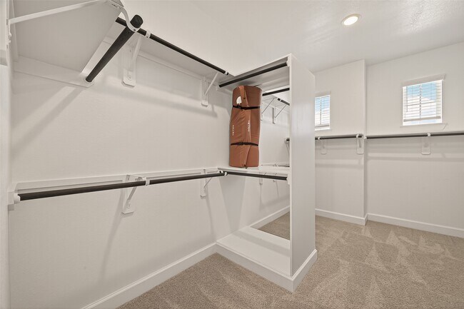 Building Photo - 3223 Cedar Dawn Ln