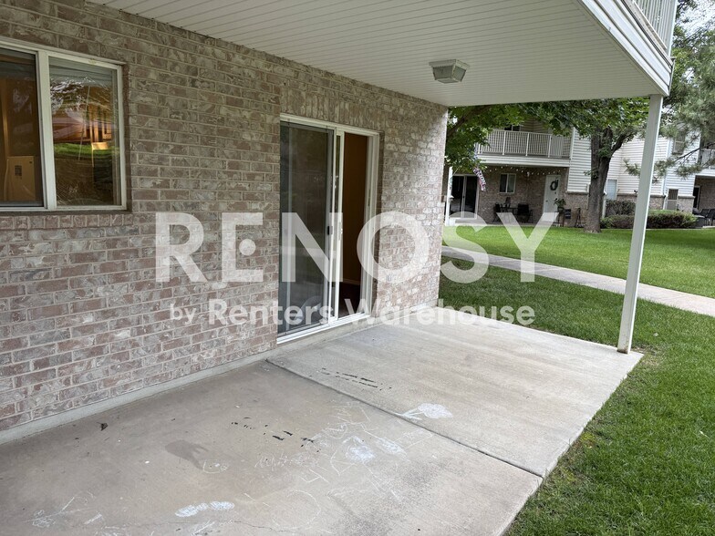 Building Photo - 2421 N 400 E