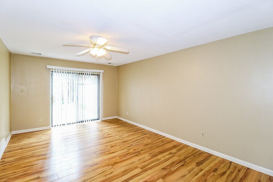 Building Photo - 1611 Oaken Bucket Dr