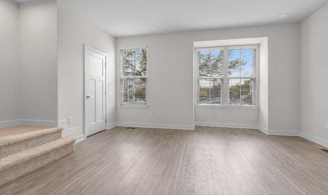 Building Photo - WOW! Amazing 3 story condo for rent