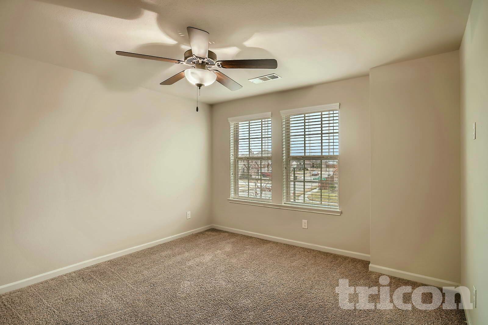 Building Photo - 1592 Sugarberry Dr