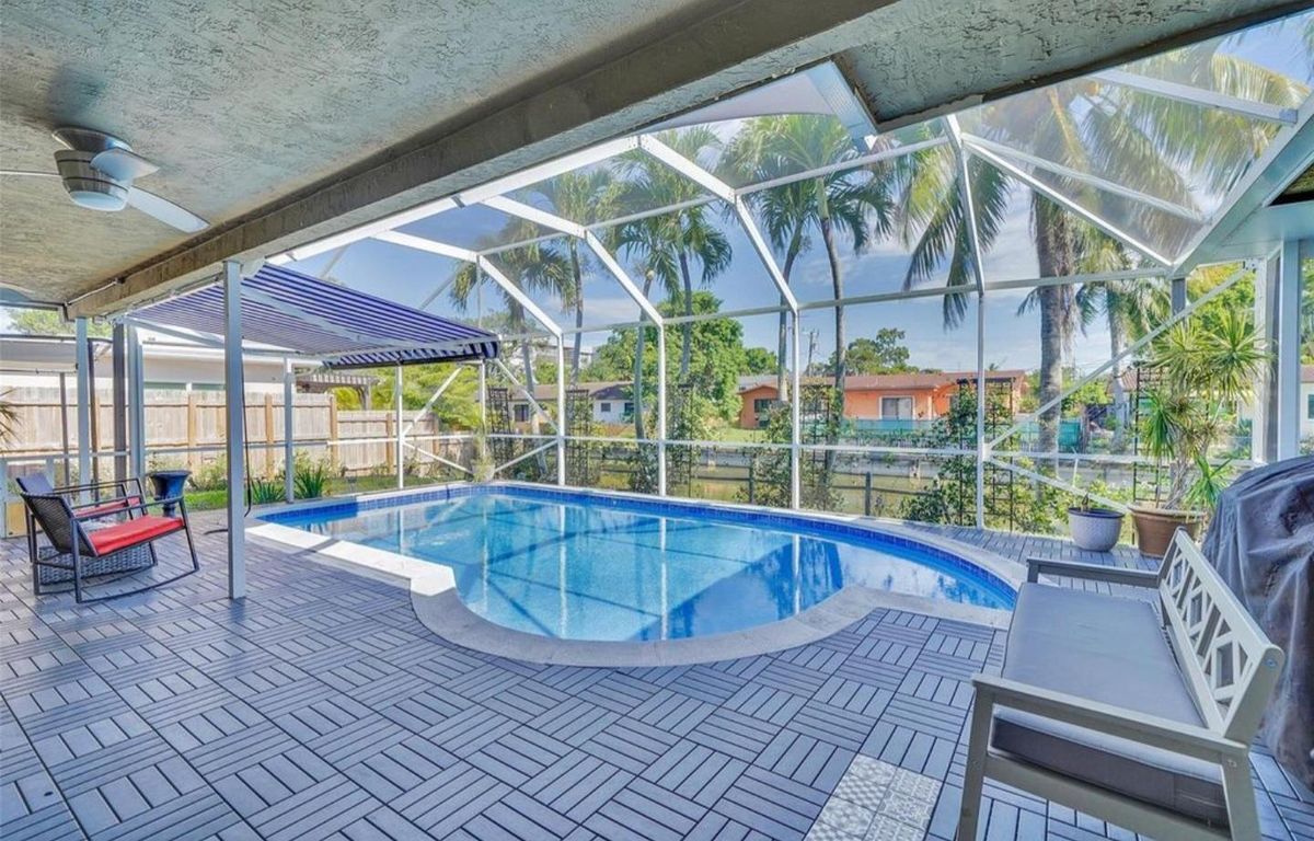 Building Photo - 1736 NW 38th St