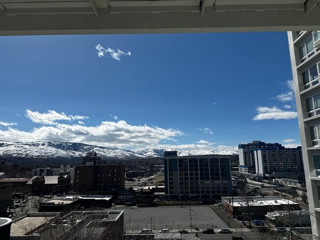 Building Photo - Studio in Reno downtown Montage with great...