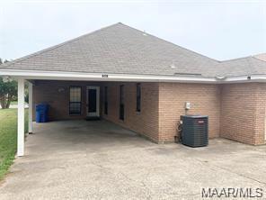 Building Photo - 608 Sheila Blvd