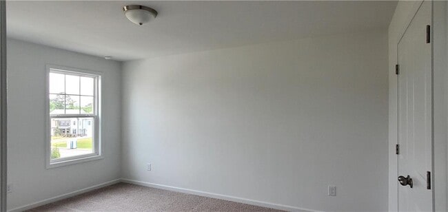 Building Photo - 456 Silverleaf Trl