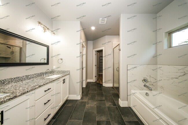 Building Photo - 3725 Black Forrest Ct