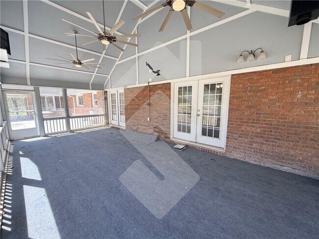 Building Photo - 3670 Gravitt Rd