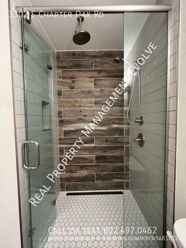 Building Photo - 3302 E Charter Oak Rd