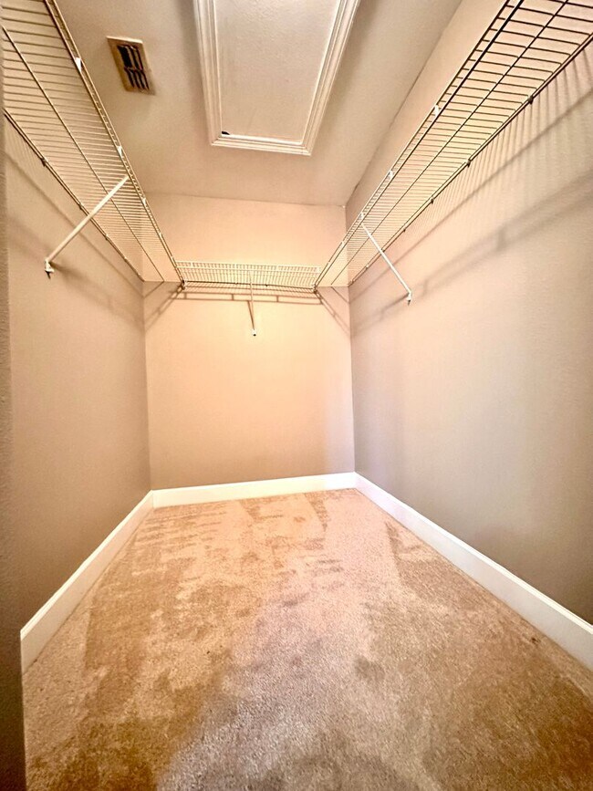 Building Photo - Spacious 3Bed/2.5Bath Townhouse in Quiet Neighborhood in Santa Rosa Beach