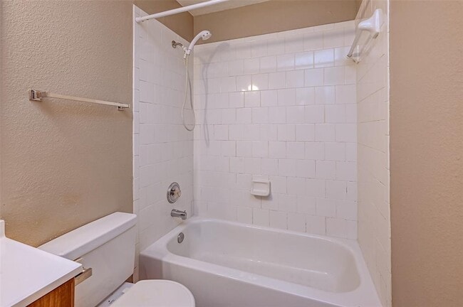 Building Photo - 17338 Turquoise Stream Dr