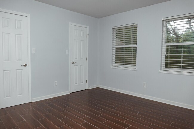 Building Photo - 16 Mariners Ln