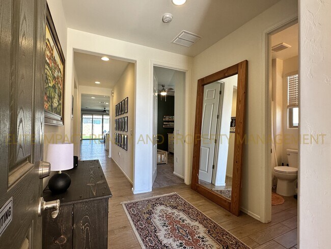 Building Photo - 6630 E Via Arroyo Largo