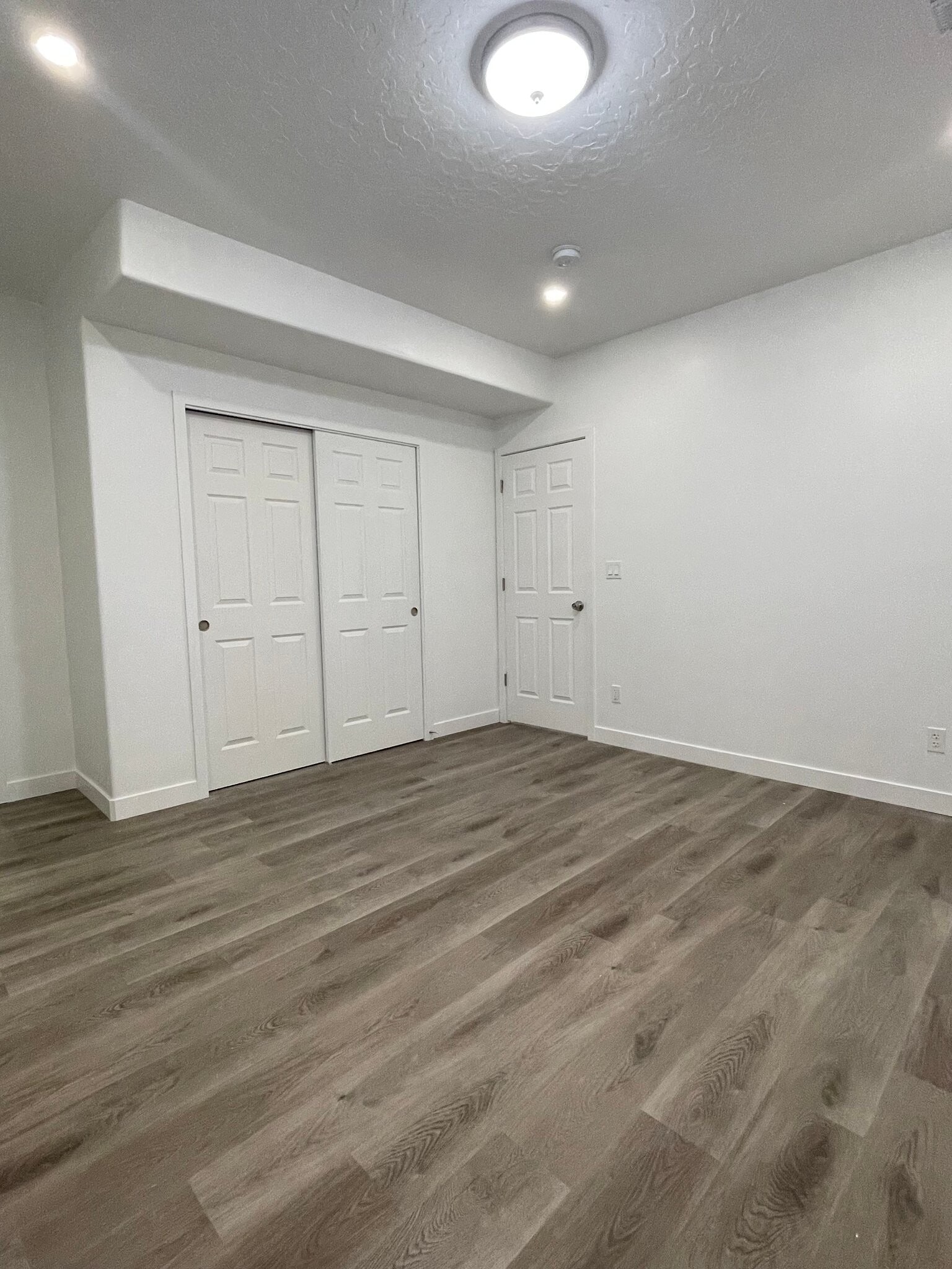 Building Photo - 6373 S Largo Vis Dr
